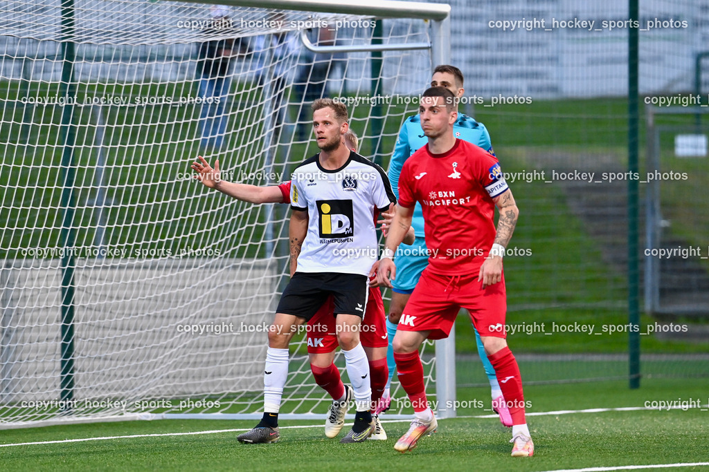 SV Spittal vs. SAK | #44 Miha Kostanjsek SV Spittal, #24 Zoran Vukovic SAK, SV Spittal vs. SAK, SV Spittal vs. SAK am 24.05.2024 in Spittal an der Drau (Goldeck Stadion), Austria, (Photo by Bernd Stefan)
