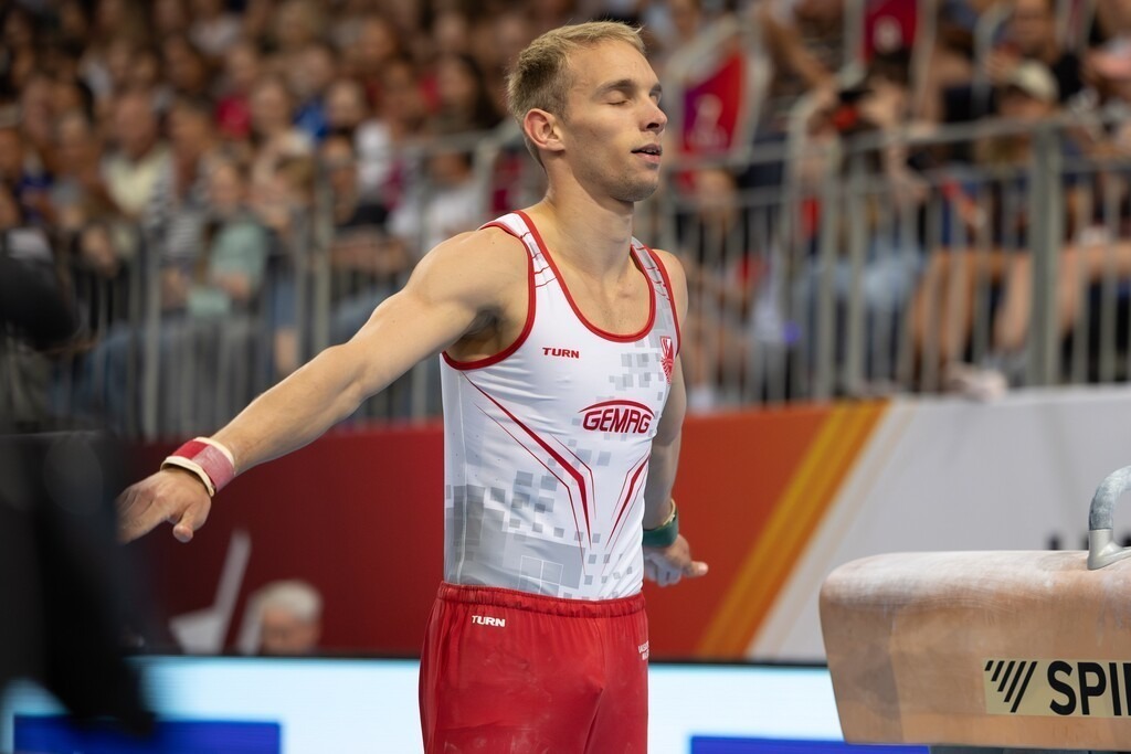 DM Finals 2026; Gerätfinals Männer Pauschenpferd | DM Finals 2026; Gerätfinals Männer Pauschenpferd***Lucas Kochan nach seiner Übung - Realisiert mit Pictrs.com