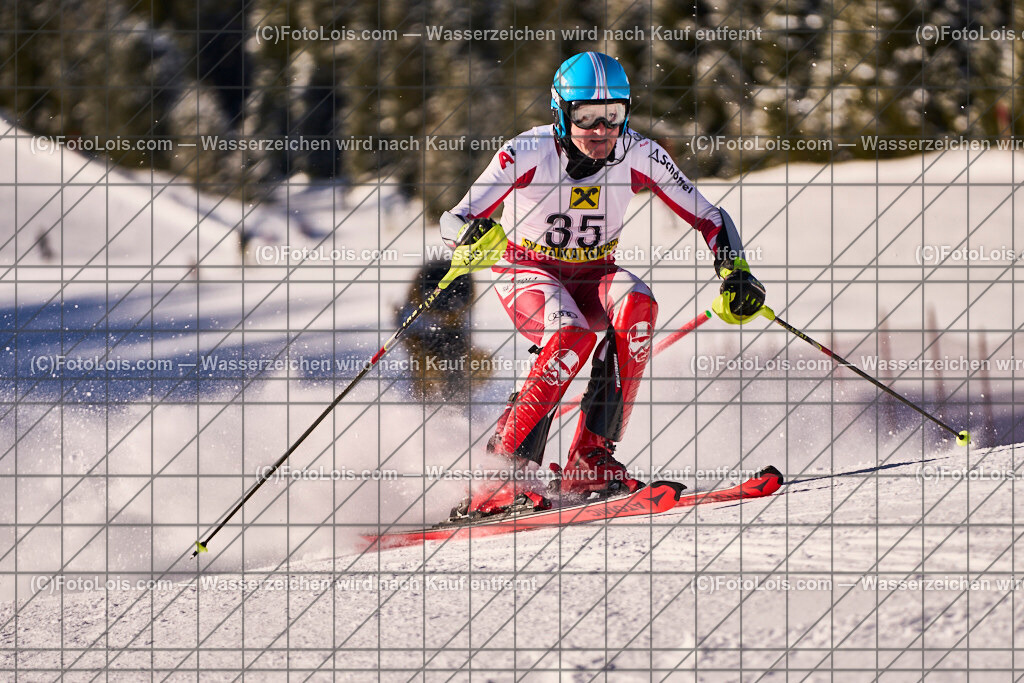 ALP5909_MASTERS-OeM-SL_Glungezer_Guggenbichler Juergen | Alpine Österreichische Mastersmeisterschaften auf dem Glungezer. Tiroler Skiverband, SC Volders, SLALOM, So 2. März 2025.
