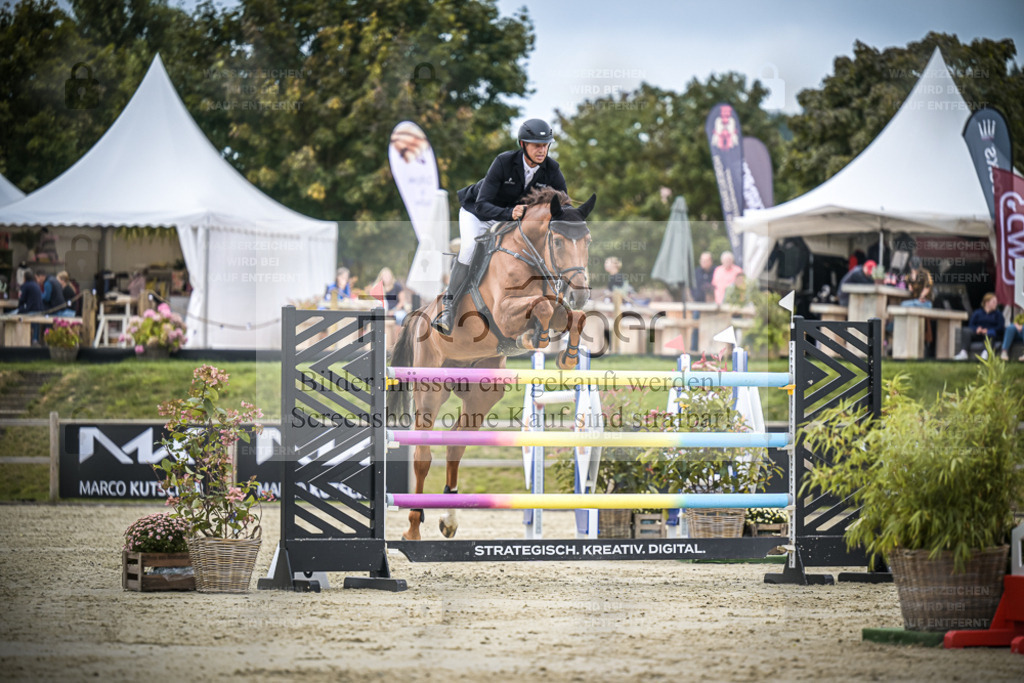 DOS_0501 | Entdecke hochwertige Reitturnierfotos von Foto Oger. Professionell, emotional und authentisch – jetzt Lieblingsmomente im Shop bestellen. - Realisiert mit Pictrs.com