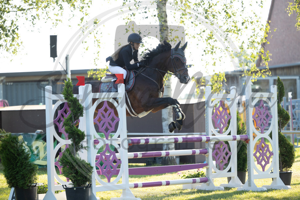 994A3918 | sabrinanicolaifotografie - Realisiert mit Pictrs.com