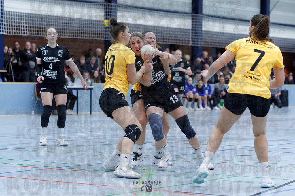 Handball Frauen Oberliga Mitte, HSG Eibelshausen/Ewersbach - HSG Lumdatal | Handball Frauen Oberliga Mitte, HSG Eibelshausen/Ewersbach - HSG Lumdatal am 21.02.2026 in Dietzhölztal-Steinbrücken (Sporthalle am Hammerweiher)Photo © 2026 - Jörg Heinrich - Realisiert mit Pictrs.com
