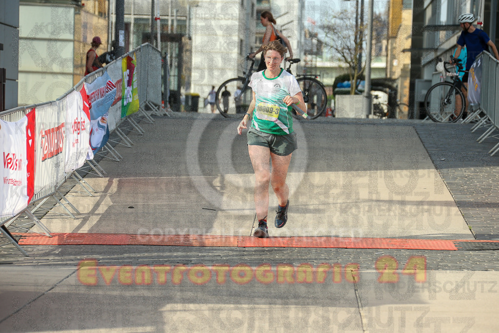 250920_1557_EX1_0857 | Sportfotografie im Rhein-Sieg Kreis, Köln, Bonn, NRW, Rheinland Pfalz, Hessen, etc. Unser Tätigkeitsfeld umfasst den Laufsport vom Volkslauf über den Marathon, Duathlon, Triathon bis zum Ultralauf wie Kölnpfad Ultra oder Schindertrail.