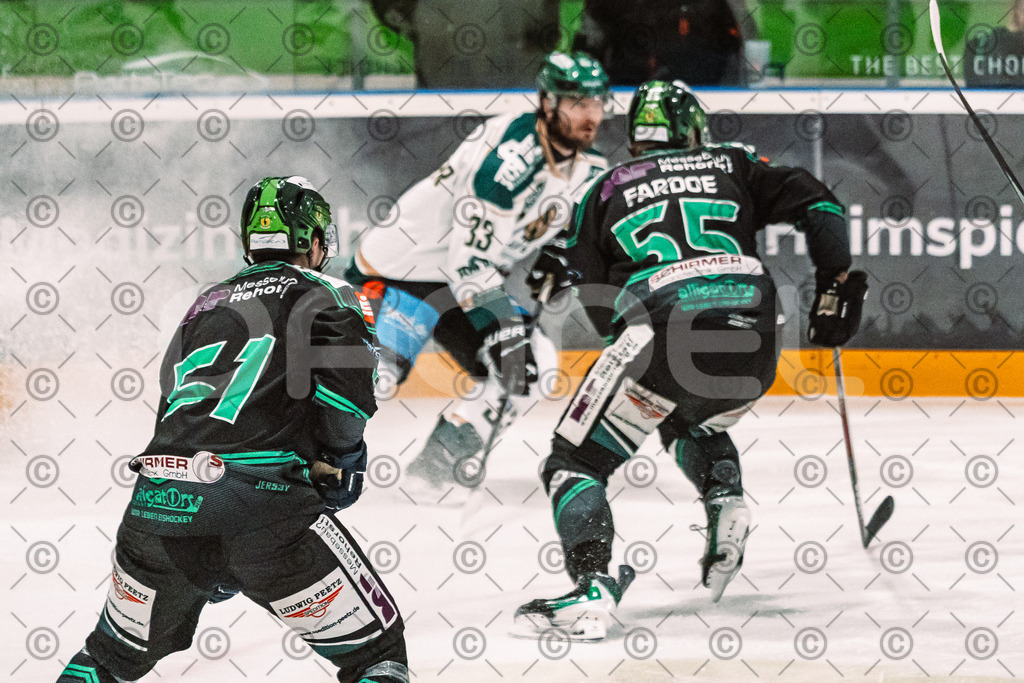 Alligators_vs_Erding_12_12_2025-044 | Höchstadt Alligators Fotogalerie: Eishockey-Action aus Franken. Professionelle Spielfotos, Portraits & Stadionbilder zum Download. Jetzt entdecken! - Realisiert mit Pictrs.com