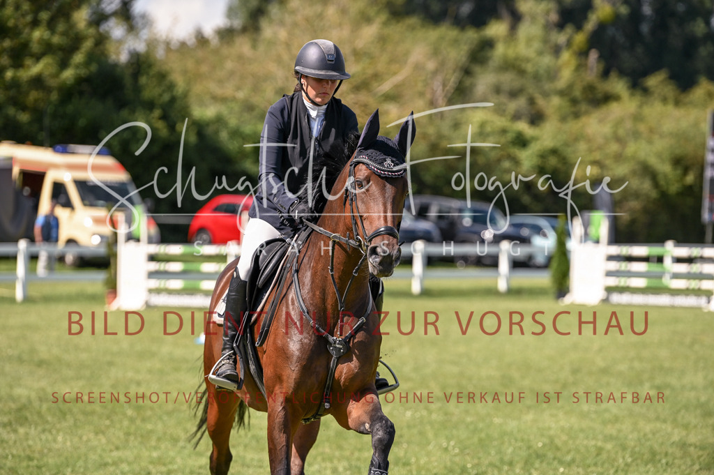 Schugtsche-Düren.2024-09.Springprf.L-52 | Schugtsche Fotografie - Realisiert mit Pictrs.com