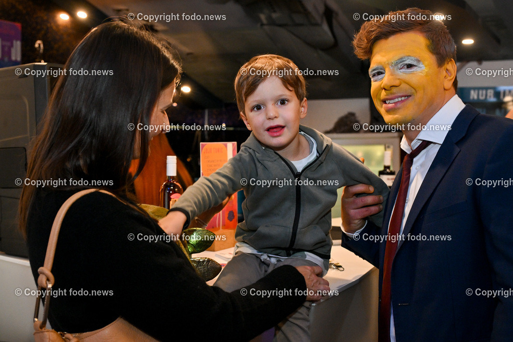 Lassts mas sche griassn_ 2 Tagesbart_ 31.10.2024-74 | bilder, linz, oberösterreich, österreich, europa, photo, foto, tiere, hunde, landwirtschaft, landschaft, politik, wirtschaft, wissenschaft, industrie, verkehr, medizin, society, fodo.news