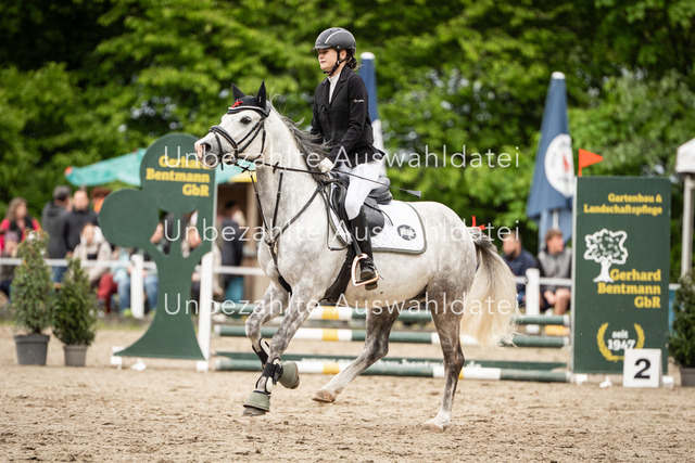 Bad_Meinberg_07332 | saradresslerfotografie - Realisiert mit Pictrs.com