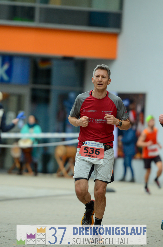 VR Bank Hauptlauf 10000m | 3 Koenigslauf 2023 - Realisiert mit Pictrs.com