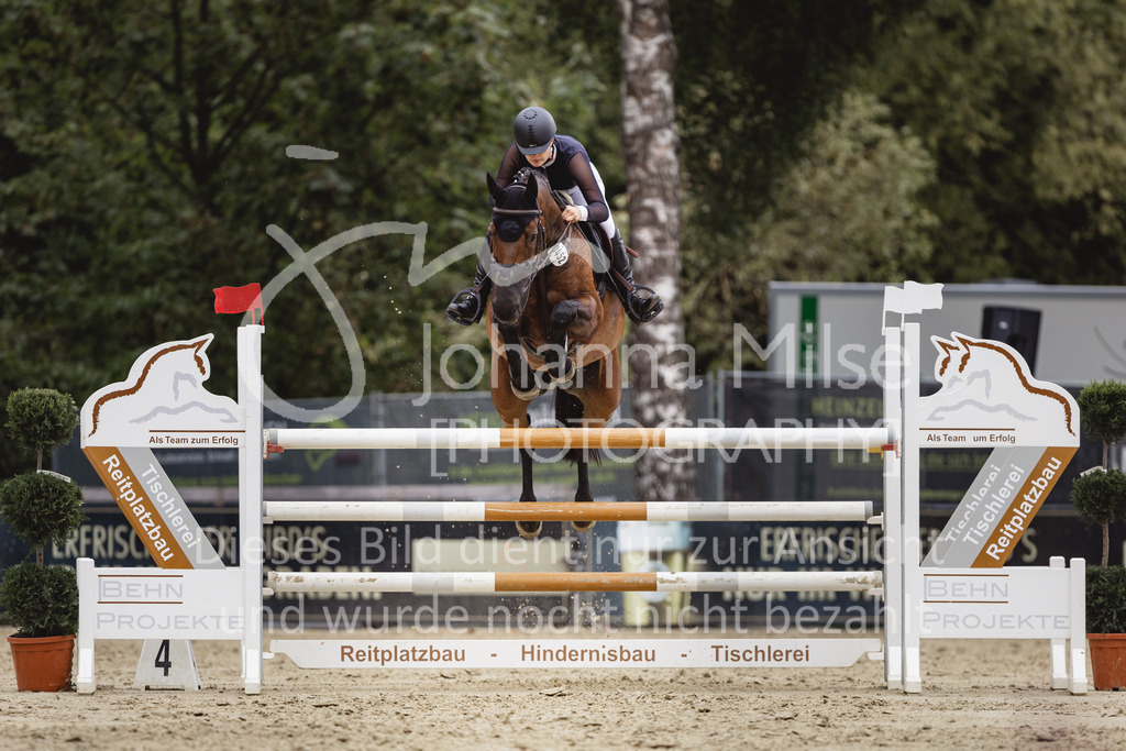 230824_Delbrueck_AmateurM2-255 | Deine schönsten Turniermomente als professionelle Fotos! Entdecke hochwertige Pferdesport-Fotografie im Online-Shop. Jetzt Fotos finden & bestellen!