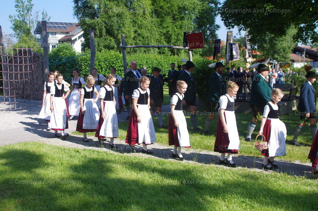 IMGP2862 | fotografiert von Axel PollmannLeonhardi Wallfahrt Benediktbeuern und Murnau, Fronleichnam, Fasching, Landschaft im Loisachtal und Benediktbeuern  - Realisiert mit Pictrs.com