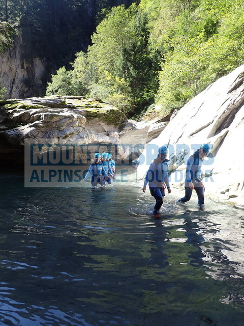 P9230015 | Bestelle die Bilder deines Berg- oder Wasser-Abenteuers mit Mountain Sports bequem von zu Hause aus direkt über unseren Online Fotoshop von pictrs.com. - Realisiert mit Pictrs.com