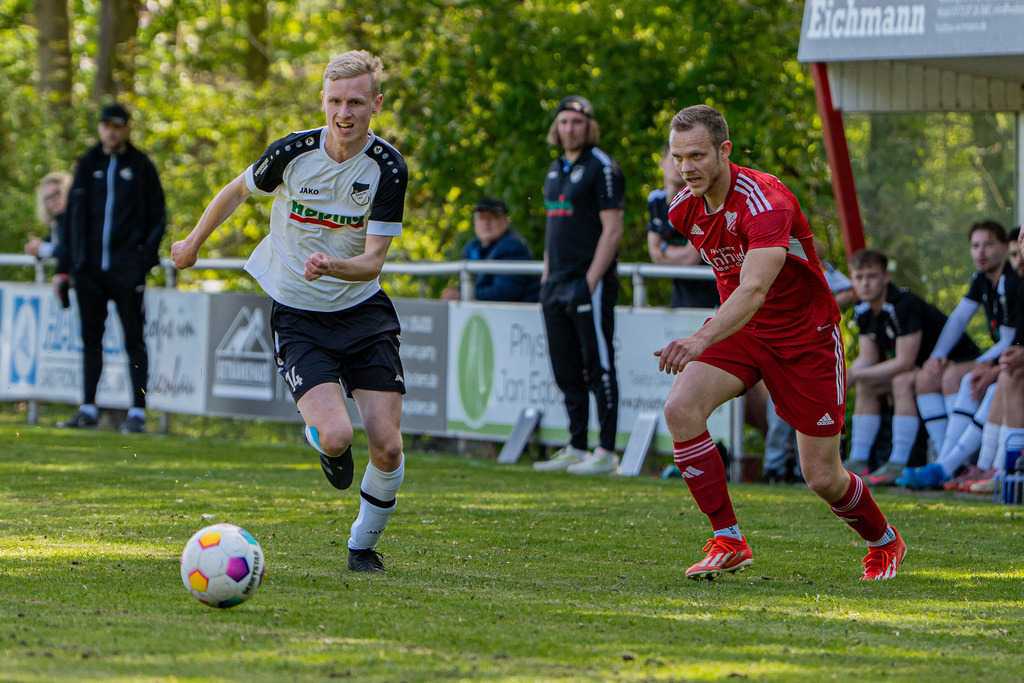 Fußball I Herren I Saison 2025-2026 I Kreisliga VEC I 24. Spieltag I 1. FC Varenesch - SC SW Bakum I 12058 | jns.sportfotos - Realisiert mit Pictrs.com