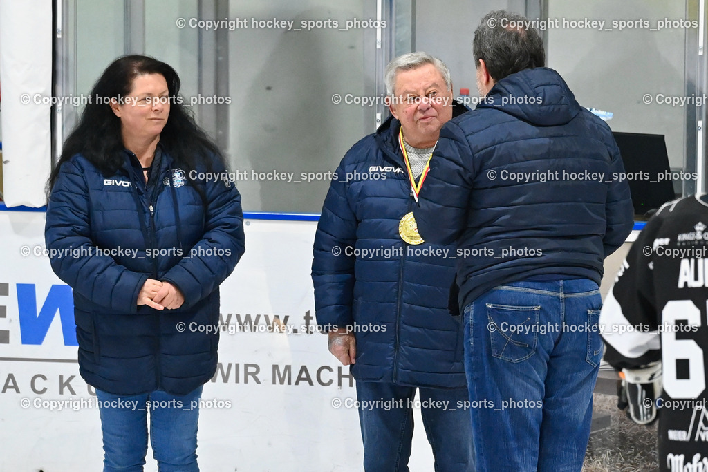 ESC Steindorf vs. SC Hohenems 11.3.2023 | ESC Steindorf Kassierin ALEXANDRA ALTENREITER, Ehrenpräsident ESC Steindorf GERD OLSCHNEGGER, Obmann ESC Steindorf Hans Tschernutter
