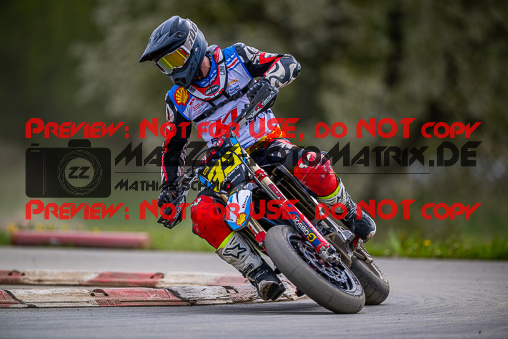 MaZZes_FotoMatrix_230506_8048 | S2