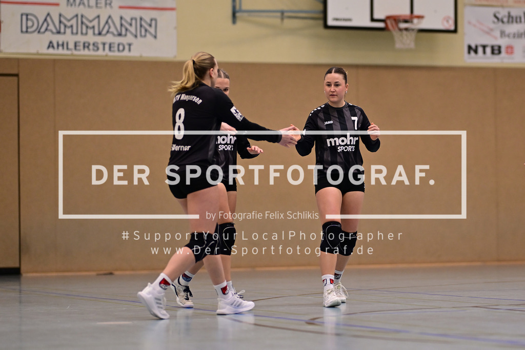 Faustball I Frauen I Saison 2025-2026 I Bundesliga Nord I 7c. Spieltag I MTV Wangersen - Ohligser TV I 25.01.2026 I 38665 | Der Sportfotograf. - Realized with Pictrs.com