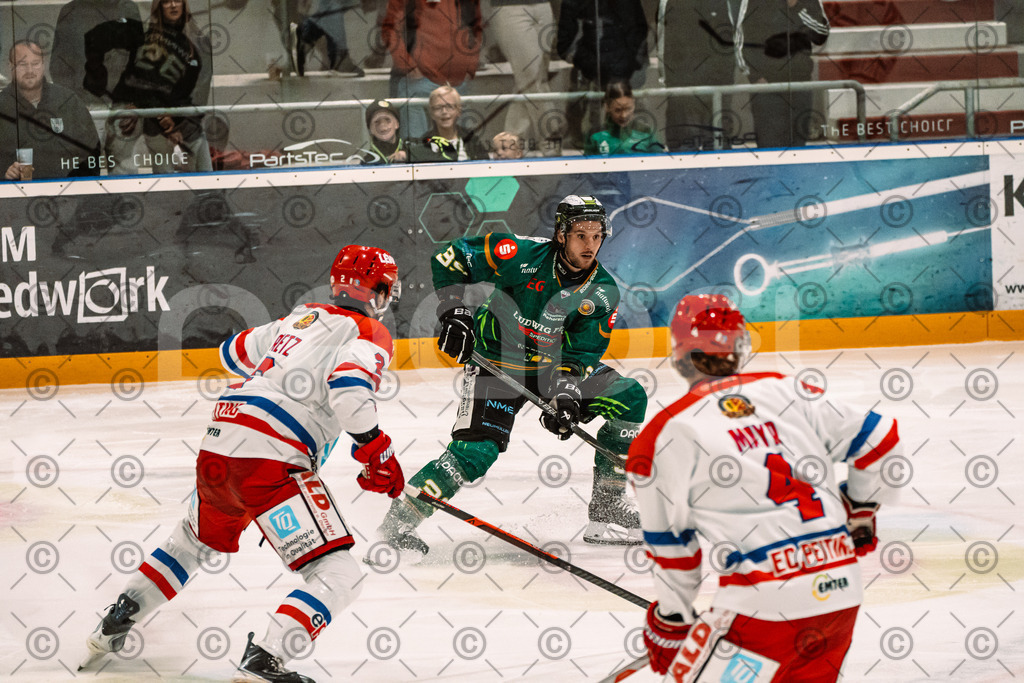 Alligators_vs_Peiting_04_10_2026-34 | Die Fotogalerie von Daddel: professionelle Bilder von Sport, Events und Unternehmen aus Franken. Jetzt Galerien durchstöbern und Lieblingsfotos bestellen. - Realisiert mit Pictrs.com