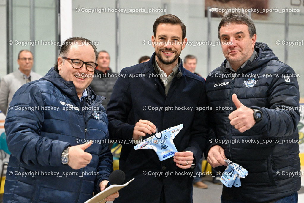 ESC Soccerzone Steindorf 50 Jahr Feier 26.2.2023 | Sportlicher Leiter ESC Steindorf Armin Rac, Landtagsabgeordneter Kärnten Sebastian Schuschnig, Obmann ESC Steindorf Hans Tschernutter