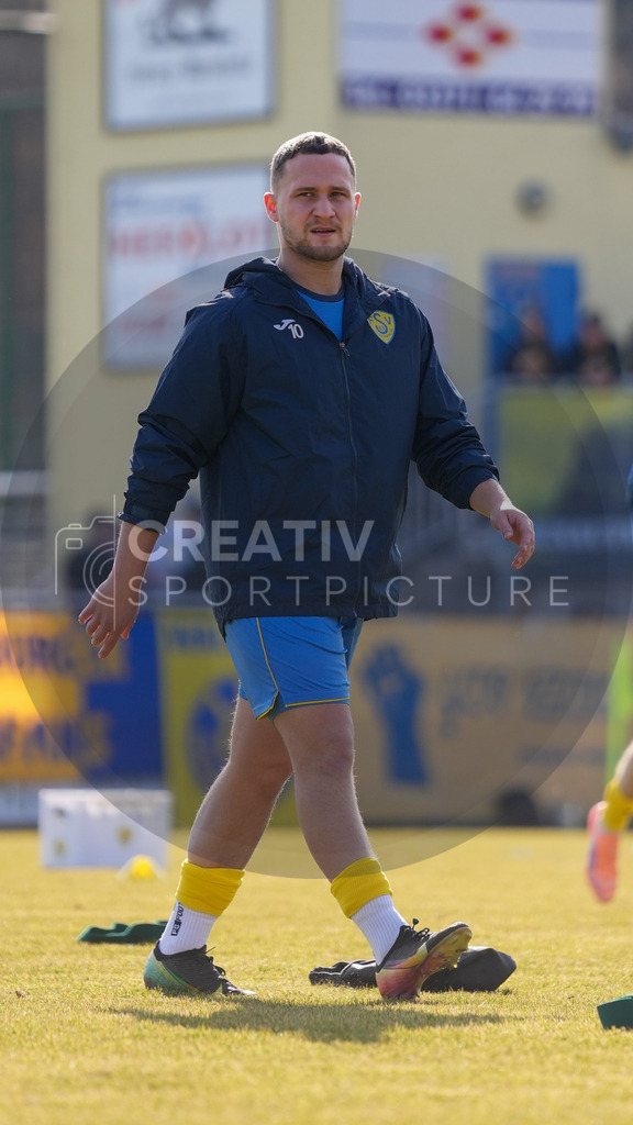 Fußball, Herren, Saison 2025/2026, Regionalliga Nordost, 24. Spieltag, FSV 63 Luckenwalde vs. 1.FC Lokomotive Leipzig, Samstag 28.02.2026, Werner-Seelenbinder-Stadion Luckenwalde, | Fußball, Herren, Saison 2025/2026, Regionalliga Nordost, 24. Spieltag, FSV 63 Luckenwalde vs. 1.FC Lokomotive Leipzig, Samstag 28.02.2026, Werner-Seelenbinder-Stadion Luckenwalde, Im Bild: Lucas Will (Luckenwalde) - Realisiert mit Pictrs.com