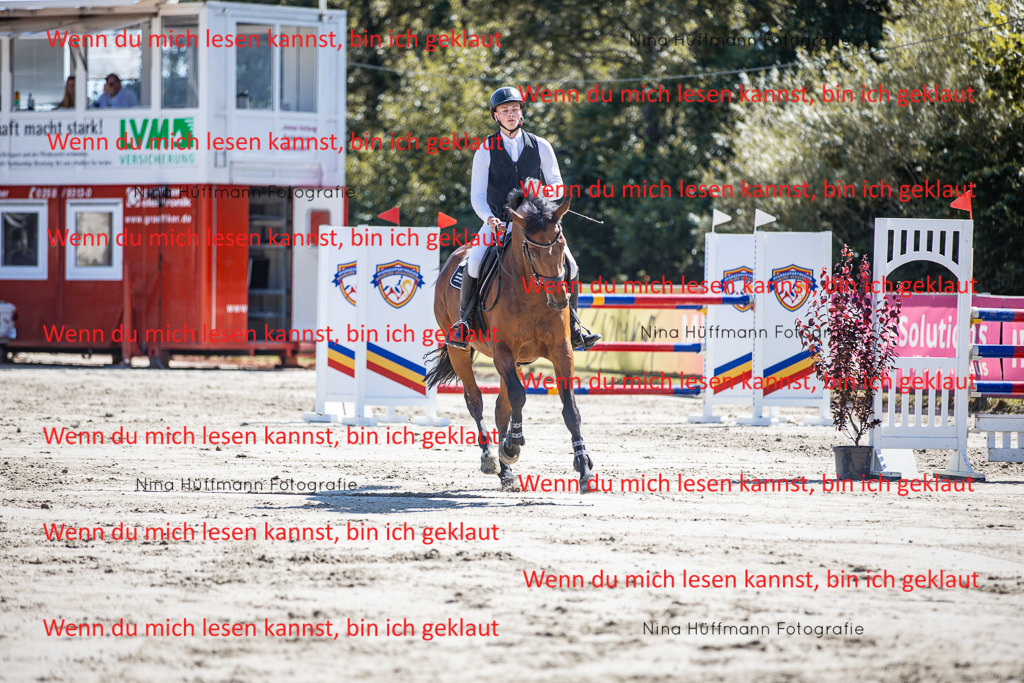BK1A6691 | Turnierbilder Turnierfotos Nina Hüffmann Turnierfotografie Pferdefotografie Tierzeichnung Haustierzeichnung Pferdezeichnung Hundezeichnung Videograf  - Realisiert mit Pictrs.com