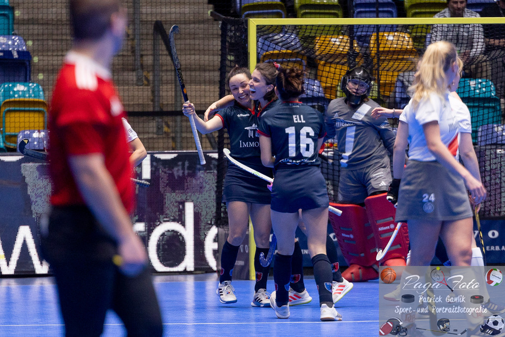 Volvo E.R.B. Final 4 Halbfinale Frauen: Der Club an der Alster - Berlienr HC, 25.01.2025 | lilith Ell (Berliner HC #16) & Linnea Weidemann (Berliner HC #10) feiern das Tor zum 1:1 Ausgleich, Der Club an der Alster - Berliner HC, Frankfurt, Süwag Arena, 25.1.2025 - Realisiert mit Pictrs.com