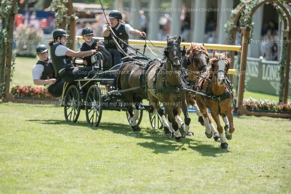 20230528_Jump-and-Drive_0188 | equistock
