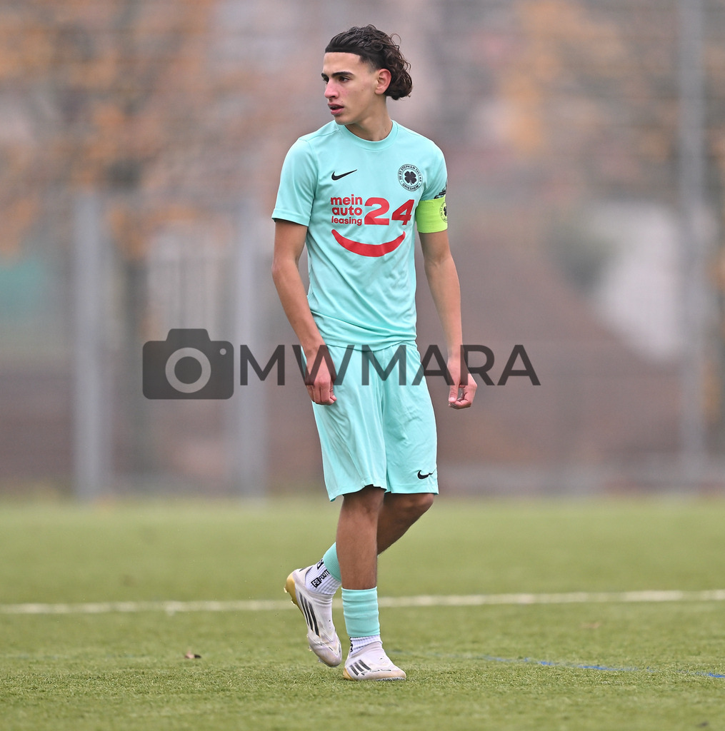 Fussball I Herren I Saison 2025-2026 I Bundesliga I 6. Spieltag I Eintracht Frankfurt - FC Bayern München  | MWMARA - Realisiert mit Pictrs.com