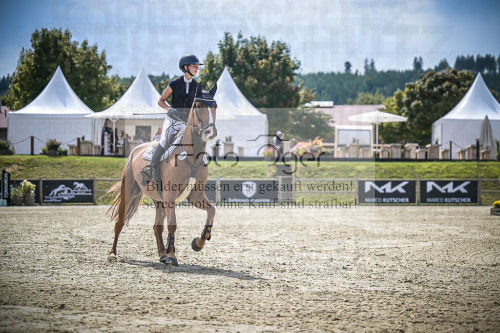 DOS_6306 | Entdecke hochwertige Reitturnierfotos von Foto Oger. Professionell, emotional und authentisch – jetzt Lieblingsmomente im Shop bestellen.Deutschlandweite Turnierfotografie. - Realisiert mit Pictrs.com