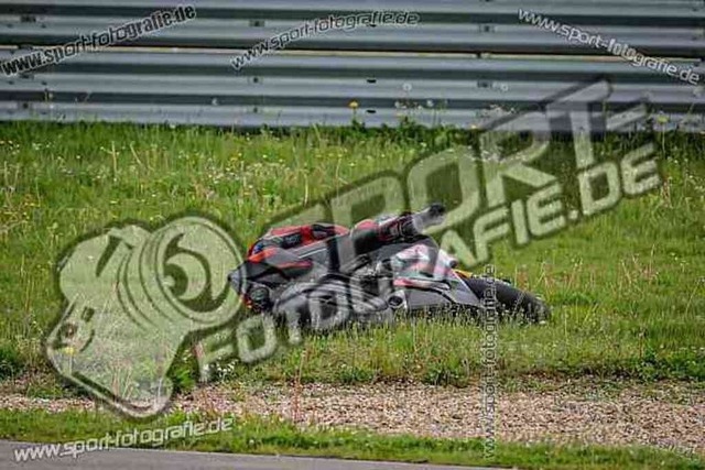 pubi7305 | Professionelle Fotos von Sportveranstaltungen, aber auch Hochzeiten und anderen Events. - Realisiert mit Pictrs.com