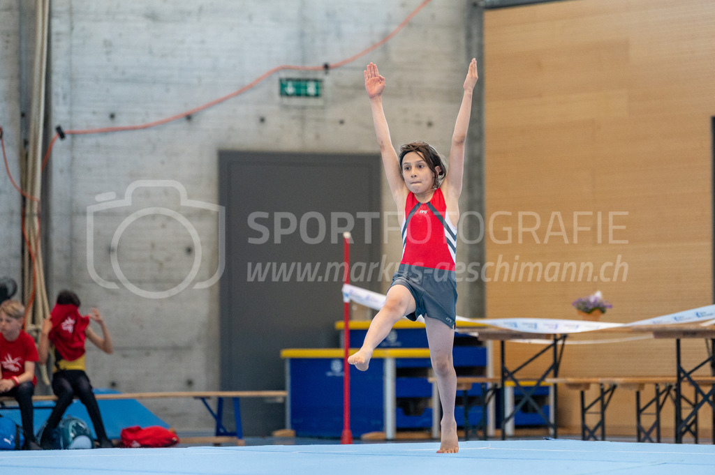 104. Zürcher Kunstturnertage Neftenbach - 15. May 2022 | 104. Zürcher Kunstturnertage Neftenbach
Turnhalle Ebni, Neftenbach
Programm 1 (P1)
Bild: Sportfotografie Markus Aeschimann | www.markus-aeschimann.ch - Realisiert mit Pictrs.com