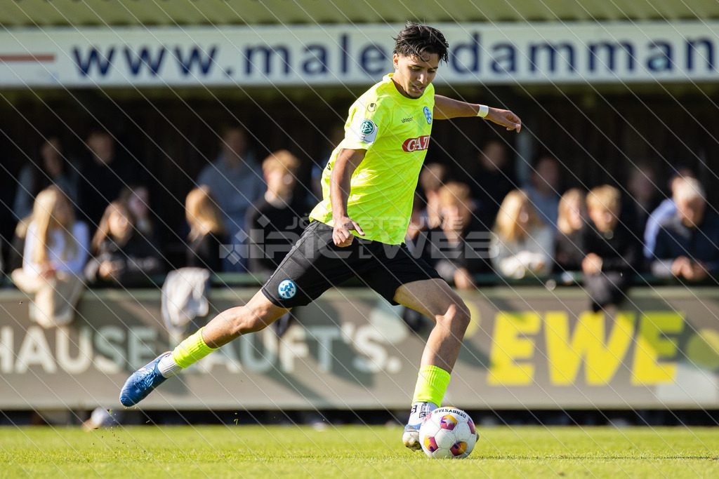 20251003_Picselweb-Fotografie_1R3_0753 | DFB Pokal 2. Runde, JFV A/O/B/H/H - SV Stuttgarter Kickers, Foto: Jörg Struwe - picselweb.de - Realisiert mit Pictrs.com