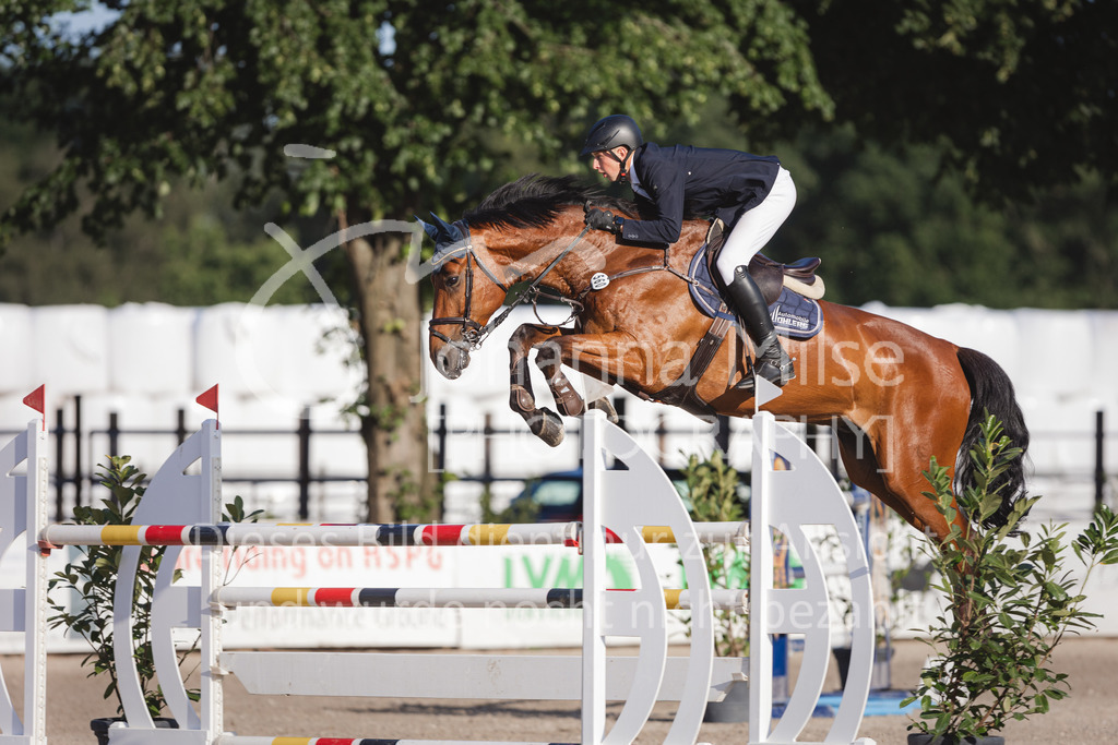 220614_Mühlen_Youngster-S-908 | Late Entry Mühlen
Springprüfung Kl.S* 7j. Youngster Springen
14.06.2022