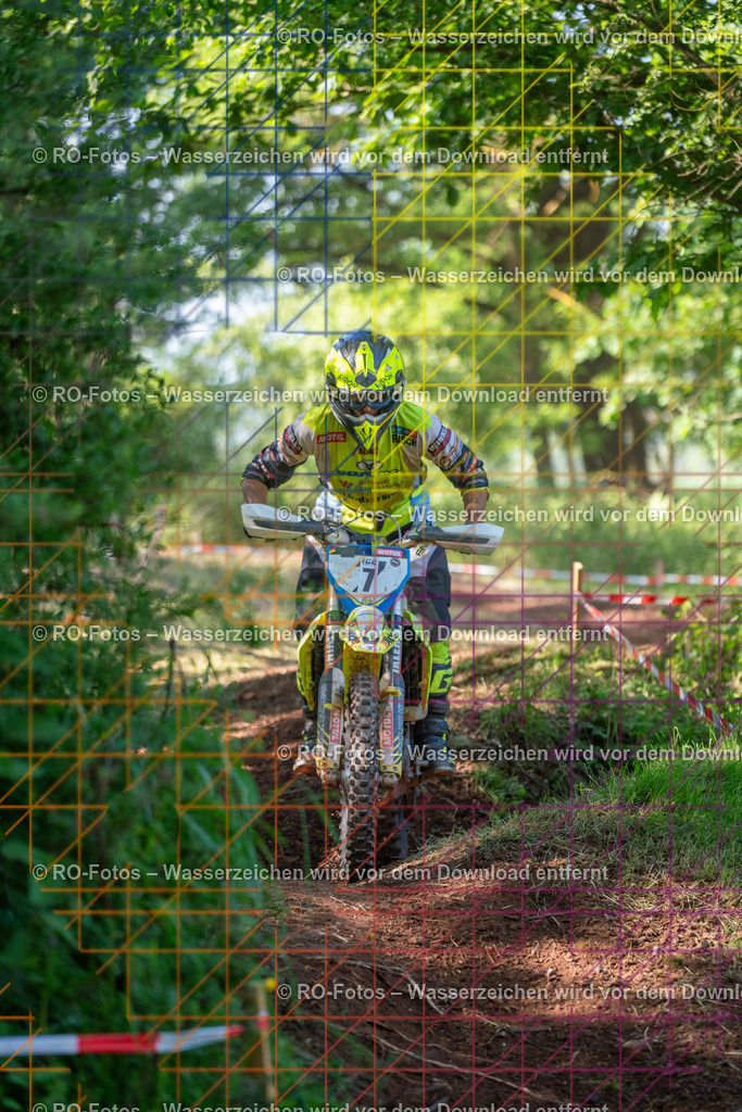 Wolfshausen 3 Lauf -1559 | Sportfotografie von RO-Fotos: Motorsport, Motocross, Enduro, Laufveranstaltungen und Triathlon. Professionelle Fotos von Sportlern und Events. - Realisiert mit Pictrs.com