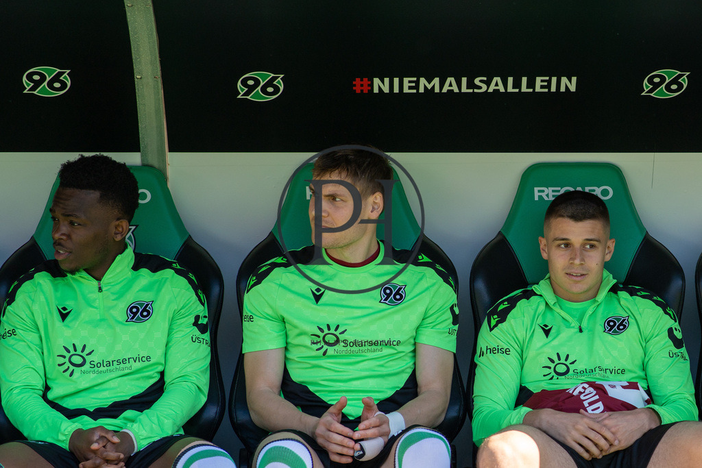 Hannover 96 vs 1. FC Magdeburg – 2. Bundesliga – 29.03.2025 | Szene aus dem 2. Bundesliga-Spiel des 27. Spieltags zwischen Hannover 96 und dem 1. FC Magdeburg am 29. März 2025 in der Heinz von Heiden Arena in Hannover. Endstand: 0:0. Fotografiert von Philipp Heist. - Realisiert mit Pictrs.com