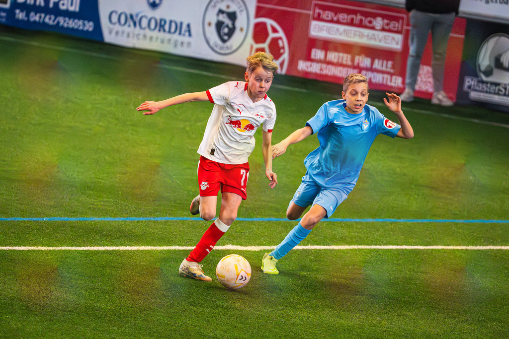 _BLR9060 | Professionelle Fußball- und Sportfotografie. Spielbilder online ansehen und kaufen – Einzelbilder oder komplette Galerien in hoher Qualität. - Realisiert mit Pictrs.com