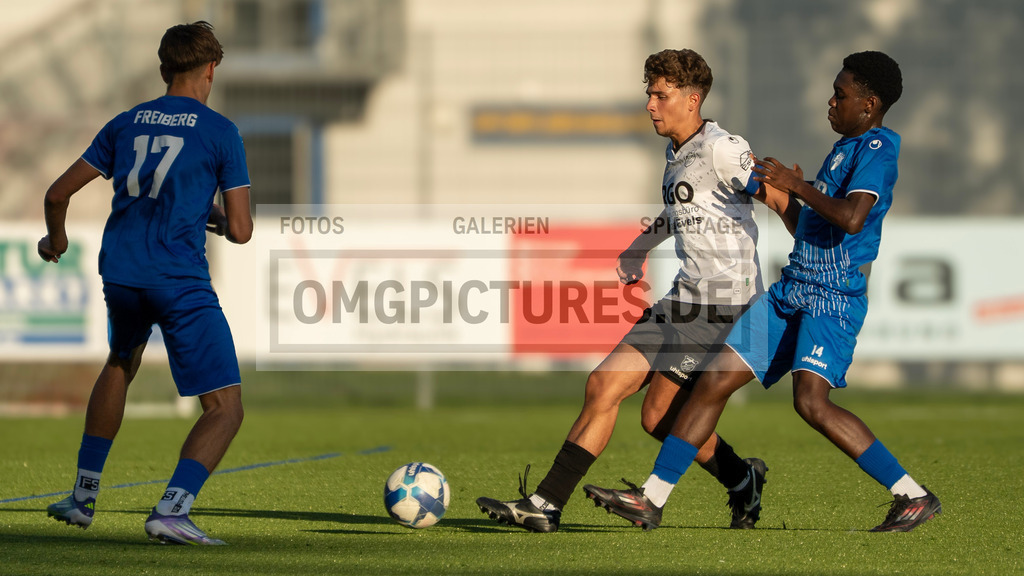 _OMG9953 | www.omgpictures.de, Sportfotograf, Verein, Fotograf, Baden Württemberg, Stuttgart, Heilbronn, omgpictures, Spieltag,  - Realisiert mit Pictrs.com