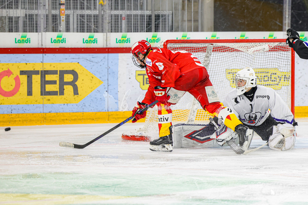 EHCB Spirit vs HCFG_wb-8346 | Sportbilder, Sportfotograf, Hochzeits- und Eventfotografin, Flugshows, Portraits und Tiershooting, Aviation, Downhill, Nationalleague, Swissleague, International