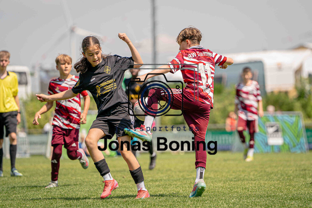Fußball I E-Junioren I Saison 2025-2026 I OM-Cup Lüsche I Sonntag  I 23948 | jns.sportfotos - Realisiert mit Pictrs.com