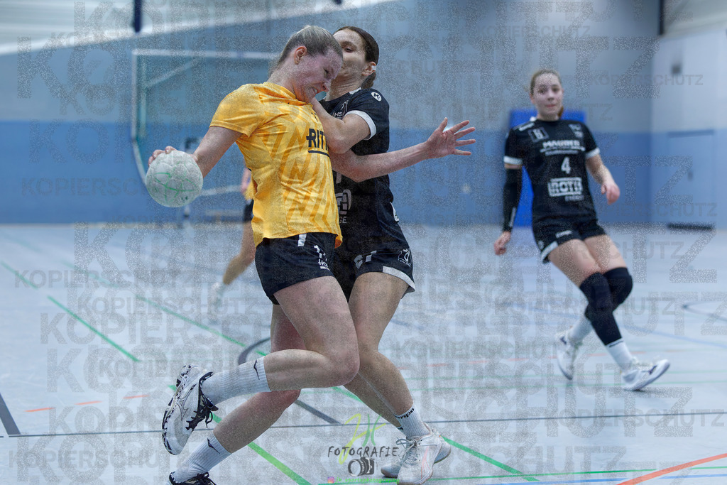 Handball Frauen Oberliga Mitte, HSG Eibelshausen/Ewersbach - HSG Lumdatal | Handball Frauen Oberliga Mitte, HSG Eibelshausen/Ewersbach - HSG Lumdatal am 21.02.2026 in Dietzhölztal-Steinbrücken (Sporthalle am Hammerweiher)Photo © 2026 - Jörg Heinrich - Realisiert mit Pictrs.com