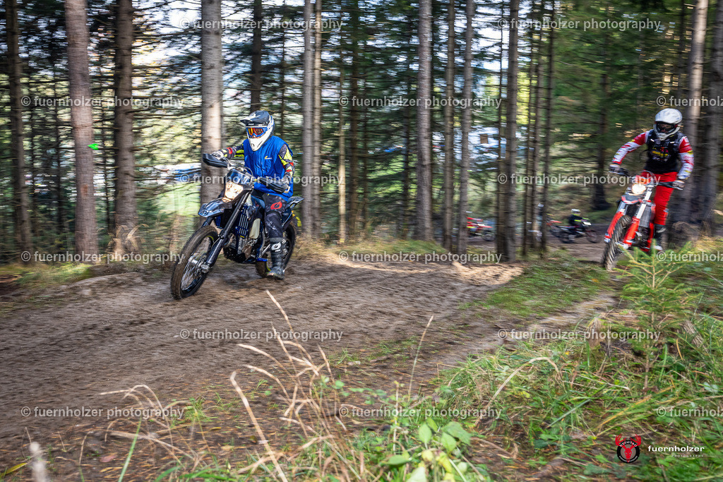 fuernholzer_251026-C1-166 | Fotografische Impressionen von der Red Stag Enduro Extreme by fuernholzer-photography.com. Endurosport in Österreich fotografisch festgehalten von fuernholzer. Auftragsfotografie für Private, Gewerbefotos und Industriefotografie. Eventfotografie, Sportfotografie und Motorsportfotografie. Anbieter von Fotoworkshops, Fototraining, fotografischen Vorträgen und Fotoseminaren.