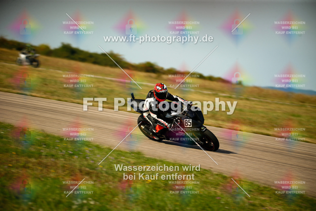 _MOT5873 | Hier findet Ihr Bilder von Touristenfahrten auf der Nürburgring Nordschleife oder von anderen Veranstaltungen die ich besucht habe. Viel Spass beim Durch Schauen 