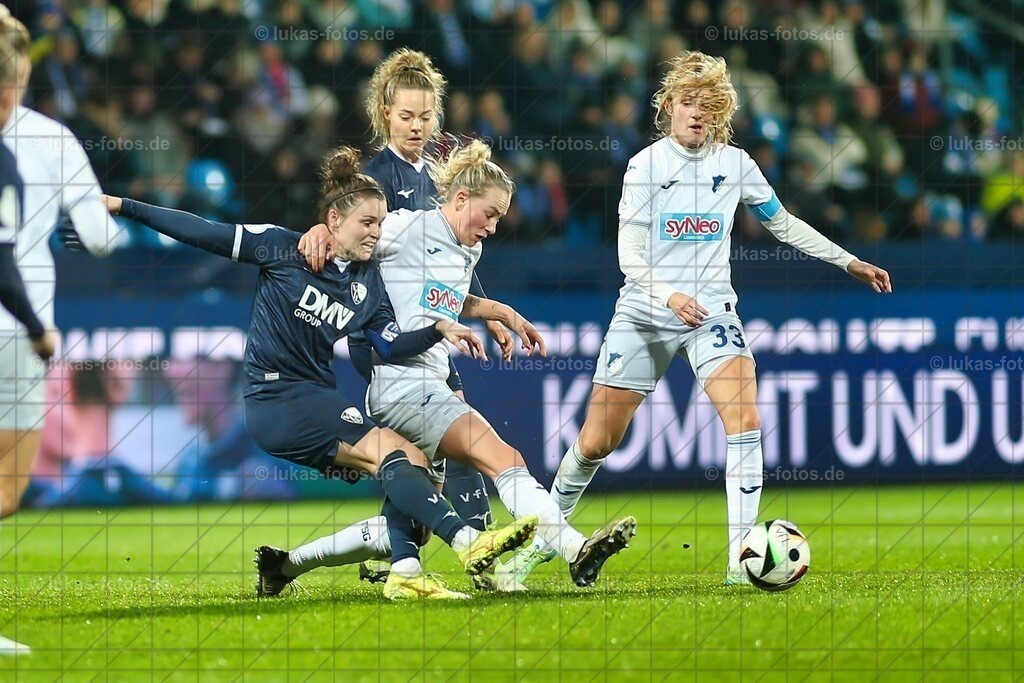 DFB-Pokal-Achtelfinale: VfL Bochum Frauen - TSG Hoffenheim 0:5 | Im Achtelfinale des DFB-Pokals der Frauen unterlag der VfL Bochum der TSG Hoffenheim aus der 1. Bundesliga mit 0:5. - Realisiert mit Pictrs.com