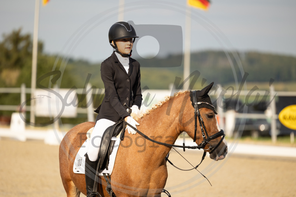994A0776 | sabrinanicolaifotografie - Realisiert mit Pictrs.com