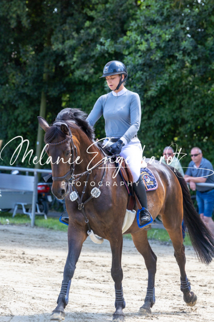 7I8A2448 | melanie-engelhardt-photography - Realisiert mit Pictrs.com
