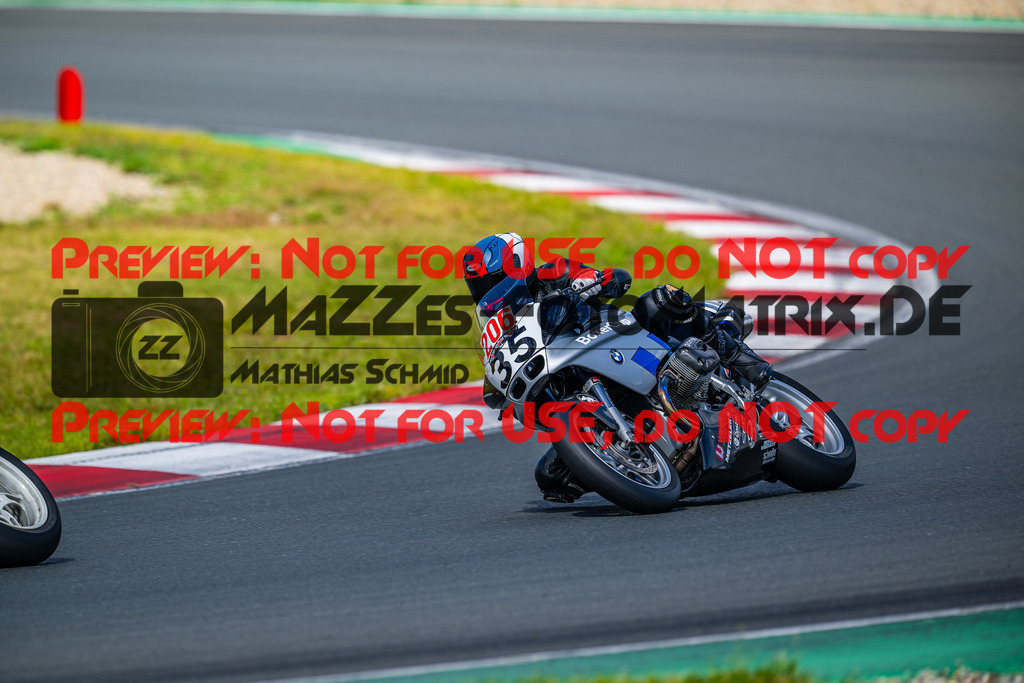 MaZZes_FotoMatrix_240724_6007705_2-14 | ROT