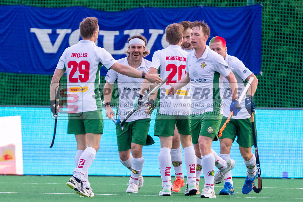 Final4_20240518-2054-0020 | Bonn, Deutschland, 18.05.2024: Hugo Inglis (Hamburger Polo Club) in Aktion waehrend des Spiels der Deutsche Feldhockey-Meisterschaften 2024 zwischen Final 4 Herren Hamburger Polo Club - Der Club an der Alster im Bonner THV am 18.05.2024 in Bonn, Deutschland. (Foto von Stephan Fehrmann)

Bonn, Germany, 18.05.2024: Hugo Inglis (Hamburger Polo Club) in action during the game of Deutsche Feldhockey-Meisterschaften 2024 between Final 4 Herren Hamburger Polo Club - Der Club an der Alster in Bonner THV at 18.05.2024 in Bonn, Deutschland. (Foto from Stephan Fehrmann)