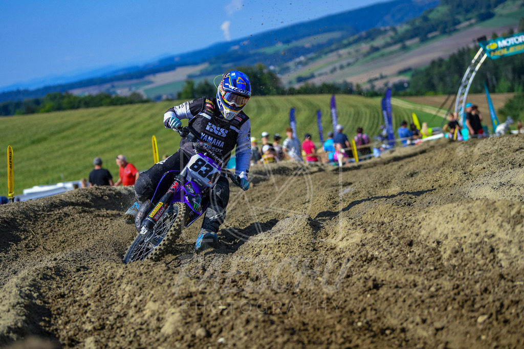Yami (25) | Paeschuphoto Shop - Wer nicht sucht der auch nicht findet.Ob Motocrossbilder oder von einem besuchtem Spiel, Hauptsache Action. - Realisiert mit Pictrs.com