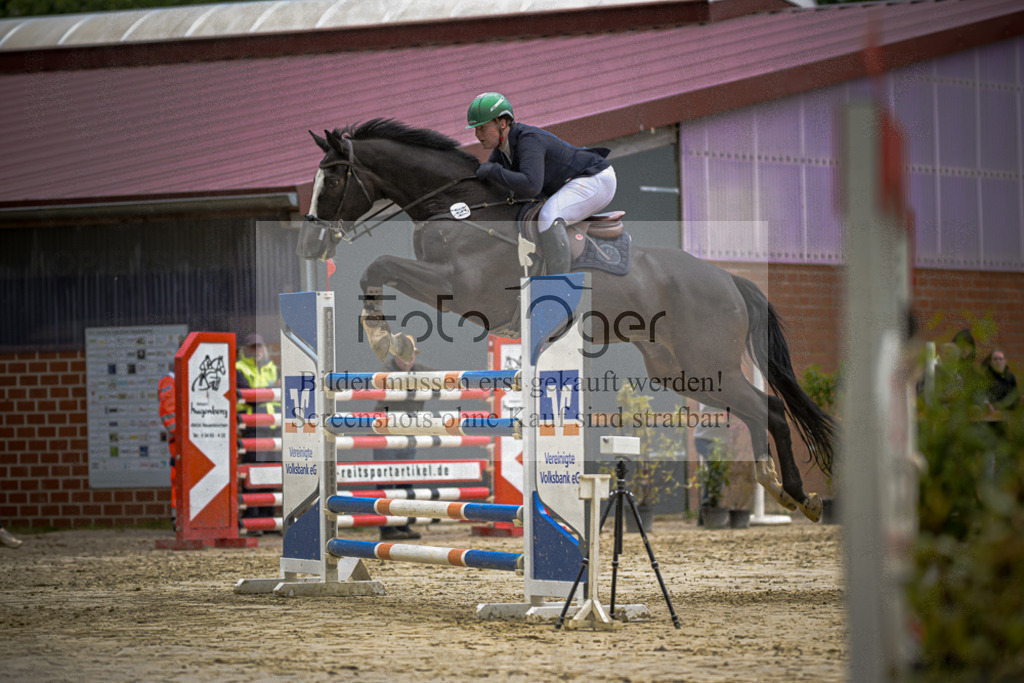 20240505-DOS_3647 | Entdecke hochwertige Reitturnierfotos von Foto Oger. Professionell, emotional und authentisch – jetzt Lieblingsmomente im Shop bestellen. - Realisiert mit Pictrs.com