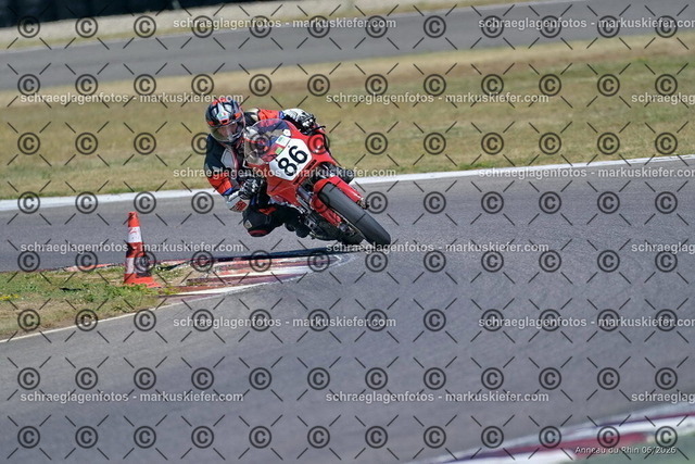 26bc03-2537 | markuskiefer.com - Realisiert mit Pictrs.com