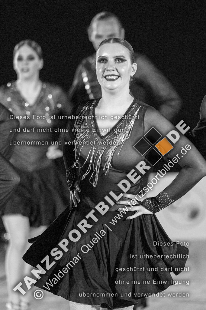 20250503-00418 | Hier finden Sie Tanz Bilder vom Latein und Standard Formationen tanzen. Sportbilder vom Tanzsport. Schöne Fotos und von Weltmeisterschaft, Europameisterschaft, Bundesliga, Regionalliga, Oberliga und Landesliga sowie von GOC Stuttgart, DanceComp, WM Bremen
