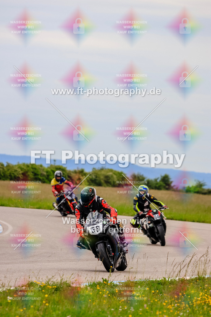 MotoTeam-2882 | Hier findet Ihr Bilder von Touristenfahrten auf der Nürburgring Nordschleife oder von anderen Veranstaltungen die ich besucht habe. Viel Spass beim Durch Schauen 